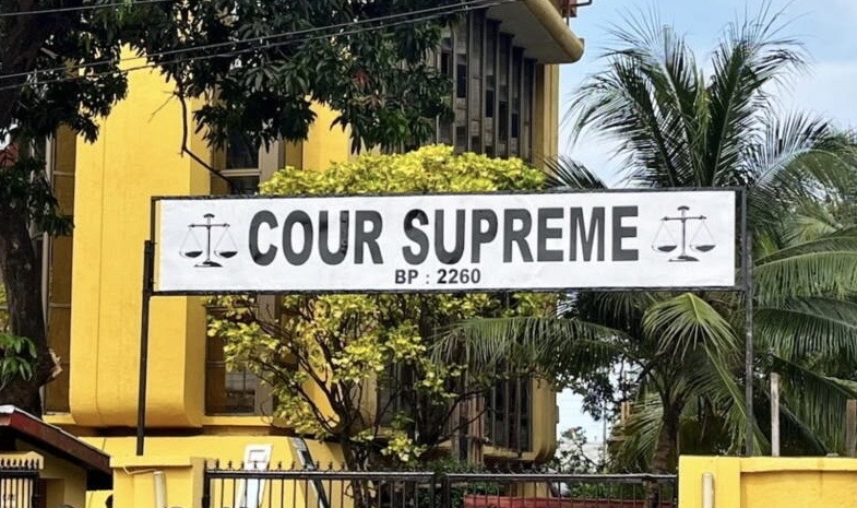 Guinée : l’ex-magistrat Algassimou Diallo transféré à la maison d’arrêt de Macenta