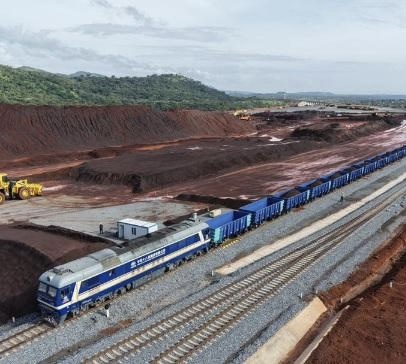 Économie : portée par Simandou, la Guinée devrait enregistrer une croissance supérieure à 9 % en 2026 et 2027, selon la BAD